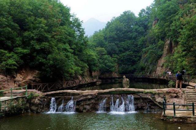 河南鲁山 景色妖娆的画眉谷