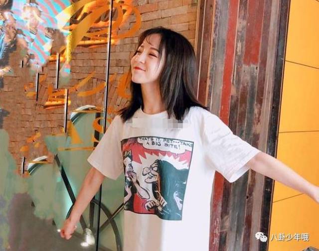 网红莉哥深夜删除微博,这是要步入温婉后尘?网