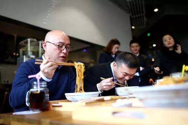 生意不好做,孟非小面再关店,欲转型麻辣方便食品!