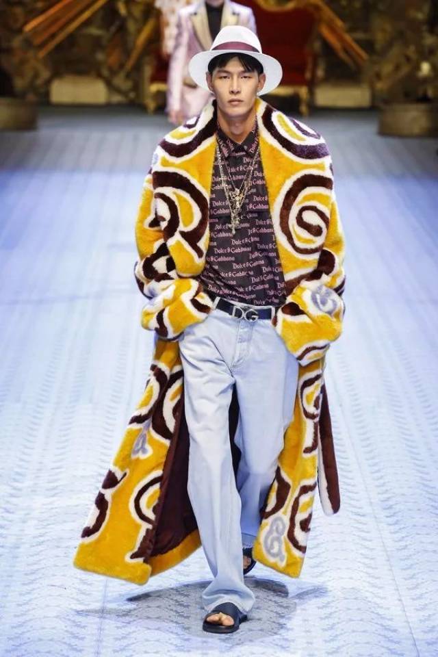 dolcegabbana男装,dolcegabbana鞋子男 服饰搭配 dolce & gabbana资讯" 平台声明