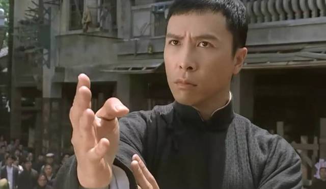 真实的叶问，真的如甄子丹电影《叶问》里那样，把日本人打死了吗?