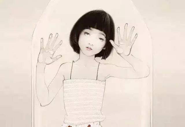 她花了整整一年的时间 /// 画女儿—微微系列 罗寒蕾在女儿出生后 以