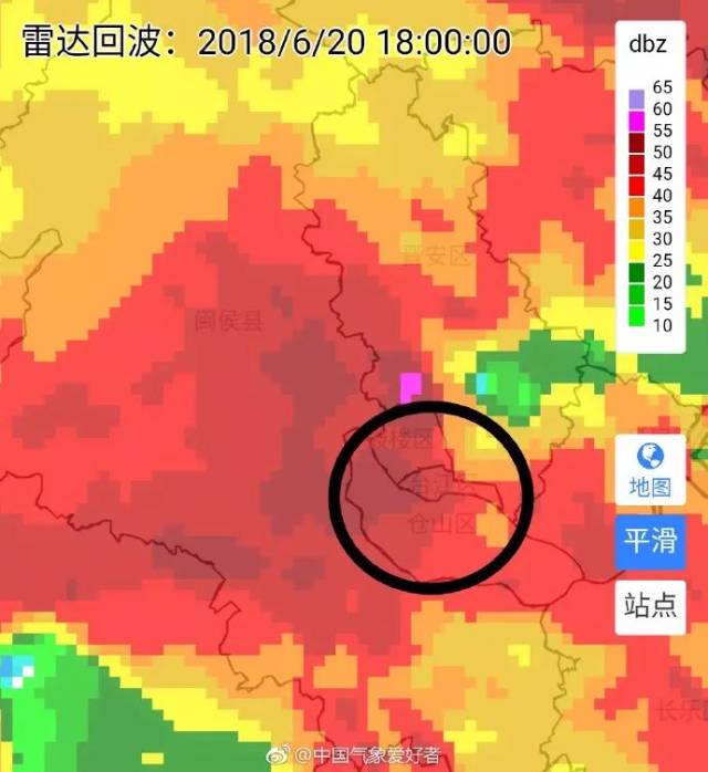 红色警报!雷电 暴雨!市区已有多处看海!福州人挺住!