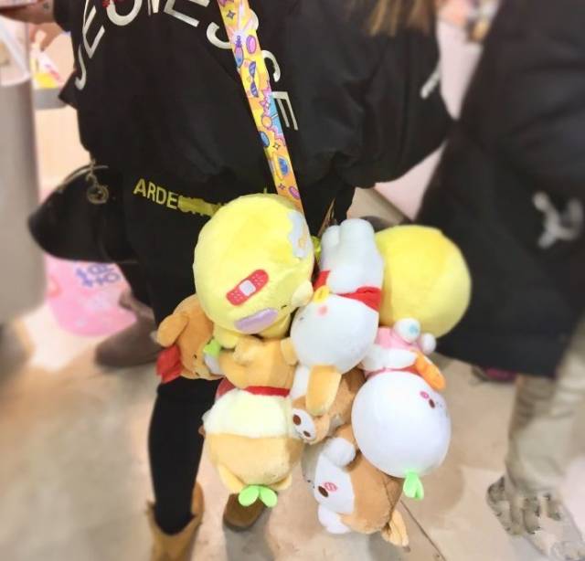 抓娃娃机怎么拍 3c988a0cab014ba8a3ebd4665f5316b7.jpeg