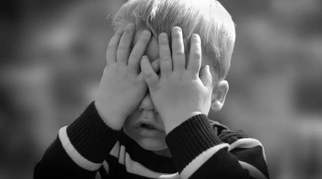 被吼后不说话的孩子,心里在想什么?