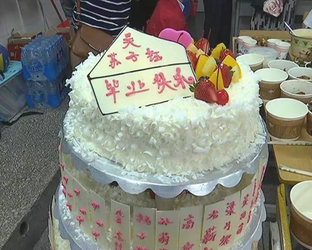 12岁左腿高位截肢,忍痛写下30万字长篇小说...攀枝花励志小女孩