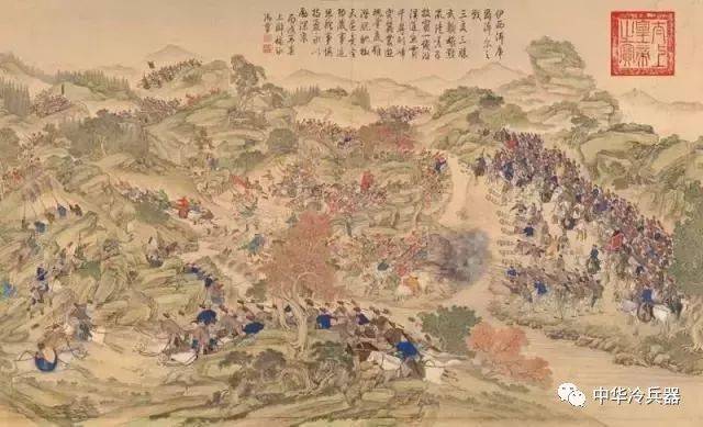 在画面的左下角,有一排排的清军火枪手在射击,这也是清军在乾隆年间