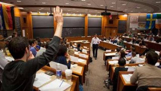 哈佛大学博士生揭秘:哈佛为什么能成为美国百年名校!盛而不衰?