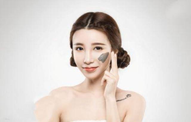 2018微博10大网红,张沫凡榜首,PAPI酱第六,王思聪第七