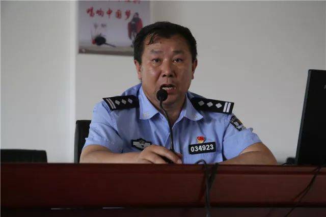 【平安校园行】泸西县公安局联合县教育局开展反恐怖宣传进校园系列