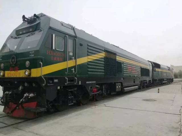青藏铁路更换机车,国产火车头hxn3开始承担主力