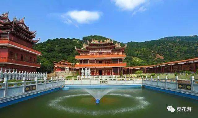 镇海角→普照禅寺→南太武黄金海岸→南炮台 云盖寺位于龙海市浮宫镇