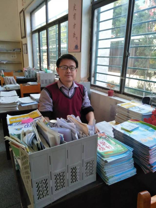 晋江市首届中小学幼儿园名班主任培养对象风采系列53晋江市磁灶中学洪