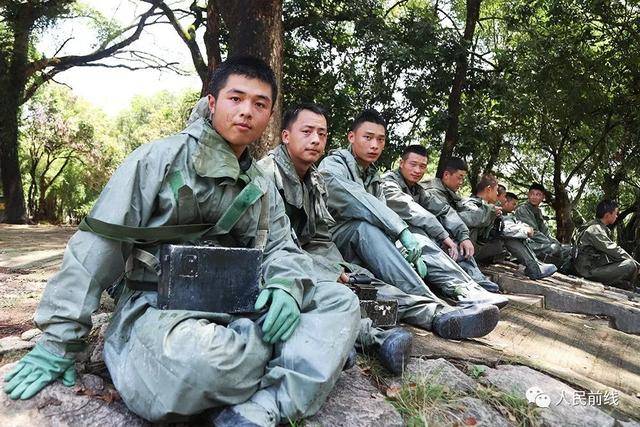 「关注」确认过,这就是防化兵的"三实"训练!