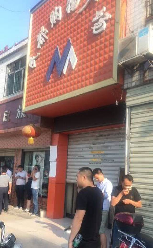 西安突发恶性伤人事件,8人受伤严重!凶手从公交车上砍至路边