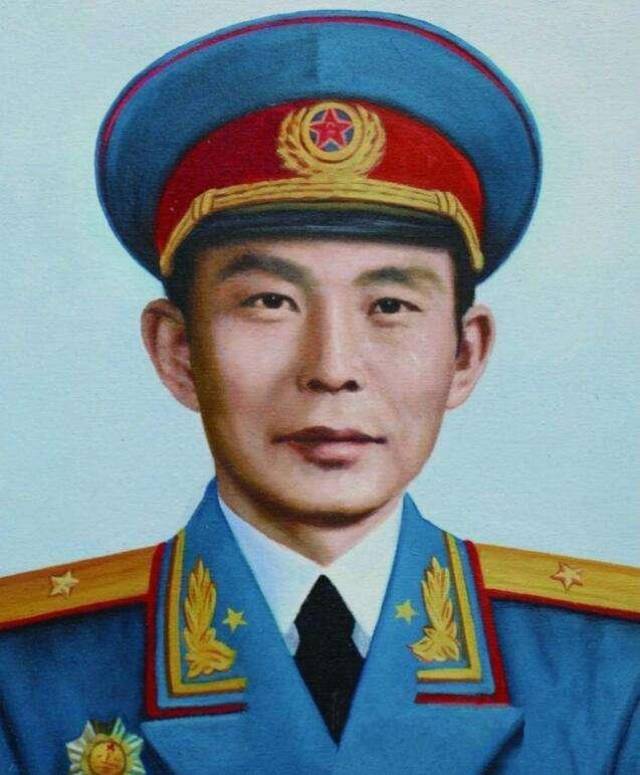 沉痛缅怀!又一位开国少将突然辞世,四天前还走了一位上将