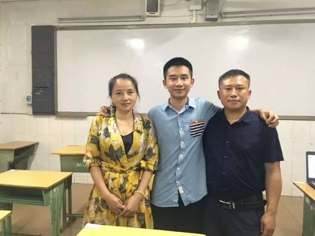 泸州高考理科691分:多读多悟丨文科649分《明朝那些事》对作文帮助大