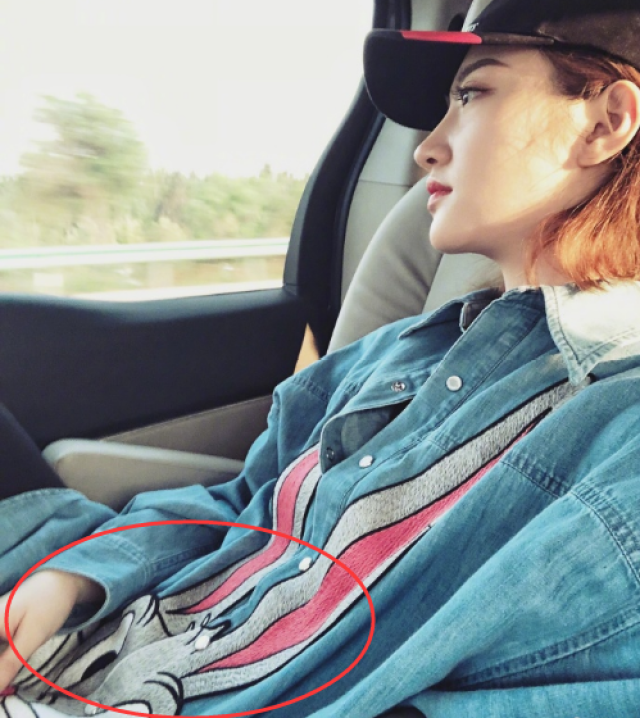 张继科宣布景甜怀孕喜讯,八月完婚网友齐祝福