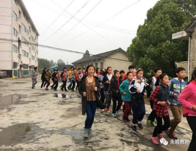 【教师风采】巾帼代有人才出,三尺讲台育桃李 ——永顺县石堤镇麻岔