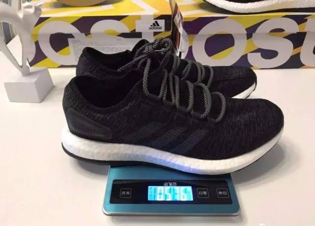 adidas pure boost黑武士真假对比