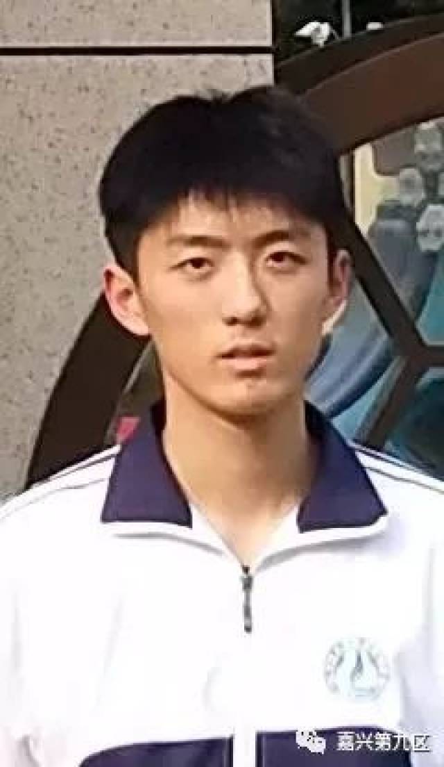 2018年嘉兴高考状元出炉,女学霸居然长这么美,各市学霸来