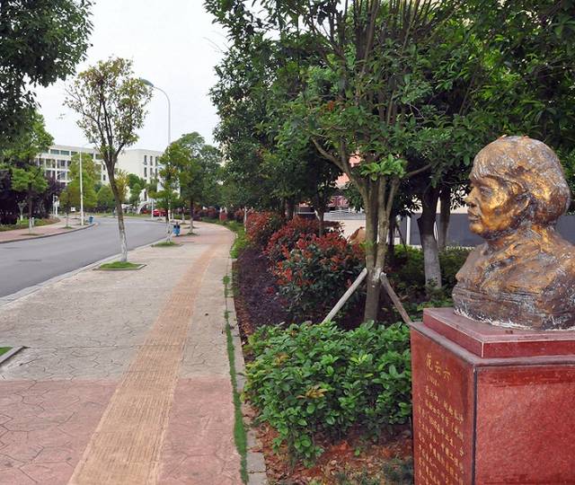 长沙市电子工业学校2018招生简章