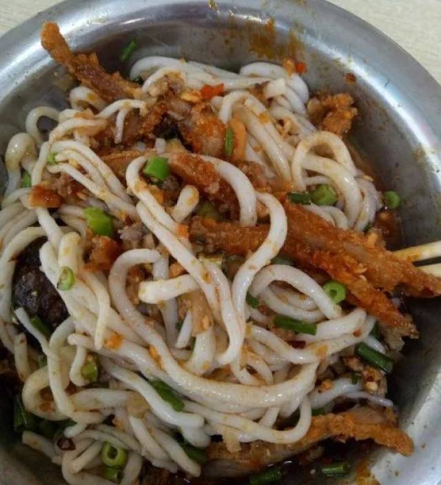 便靓正!南宁竟然藏匿着这些店,最低5元!开玛莎都来帮衬!