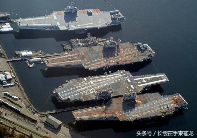 航空母舰(aircraft carrier)简称"航母","空母",是一种以舰载机为主要