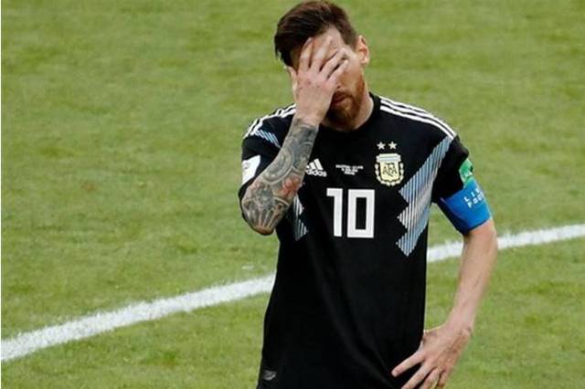 世界杯生死战前阿根廷迎坏消息!媒体成卧底,两