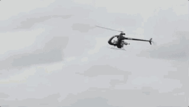 只要40万,直升飞机就能开回家,真的是买车不如买飞机啊!