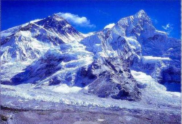 雅拉香波雪山