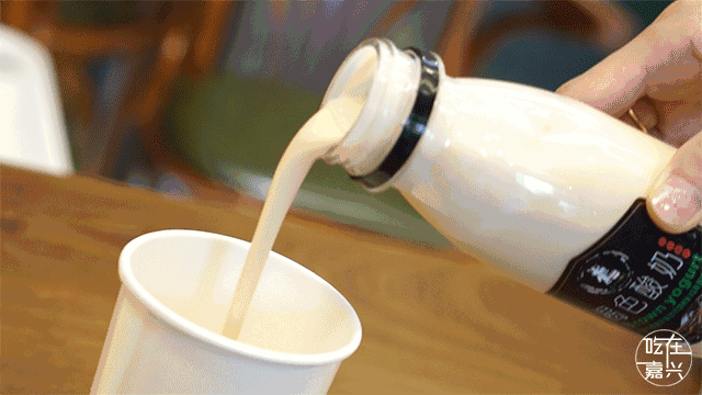 听说喝了它就可以拥有牛奶肌~可以说是鲜奶中的chanel了!