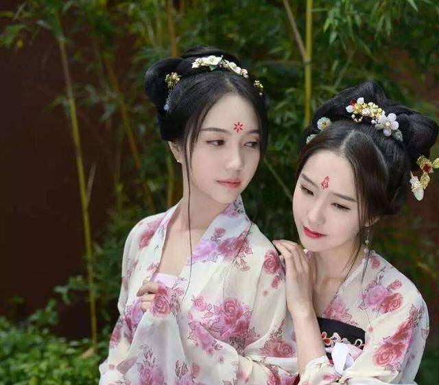 在三国美人中选媳妇:第一姐妹花,第二千娇百媚你会选哪个?