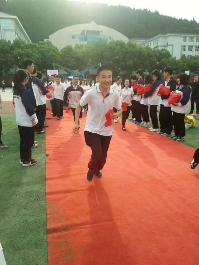 2018年各地高考最高分相继露面! 内附高分练成秘笈！