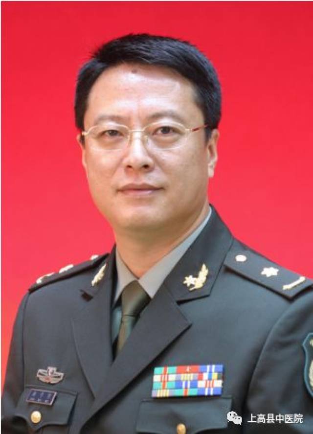 【重量级的专家教授来上高】上海长征医院专家到上高县中医院义诊(只