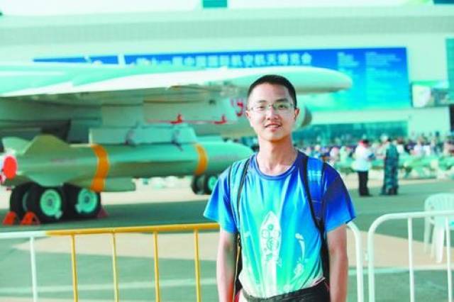 【抢鲜看】2018高考江门00后高分学霸真颜曝光!他们的学习