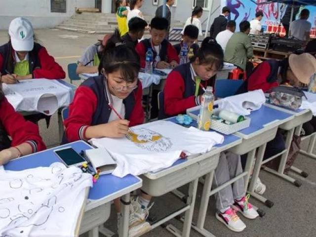 文化教育 | 抚松县万良镇中学举办首届校园艺术节活动