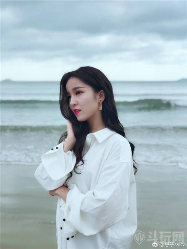 惠子ssica舞蹈视频之所以这么火不仅仅是因为她跳舞很棒,还长得好看