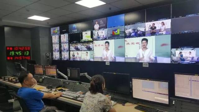 梨园专访丨申小梅做客河南广播电视台演播室