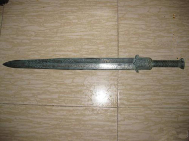 即西夏制造的剑,在当时被誉为"天下第一剑".