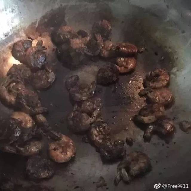 有个做饭难吃的妈妈是一种怎样的体验?笑出腹肌