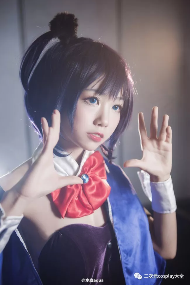 coser@水淼aqua给我们带来了小鸟游六花兔女郎手办cos,超可爱的六花