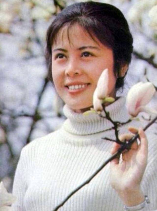 杨海莲:80年代与龚雪王馥荔等同为影坛新星,却过早息影,如今被淡忘