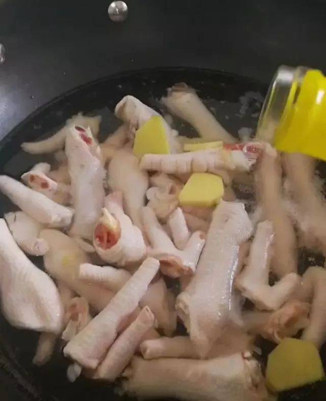 442fe3d0d8974428861f5fbe6ae32e2b.jpeg