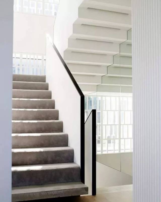 【上海楼梯展】扶手颜值高才是整套楼梯好看的关键,材质,色彩,结构