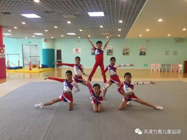 恭喜力奥儿童运动馆获得全国全民健身操舞大赛《有氧舞蹈规定动作二级