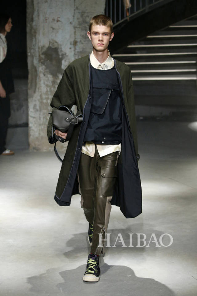 浪凡 (lanvin) 2019春夏男装秀,海报网带你亲临2019春夏巴黎男装周