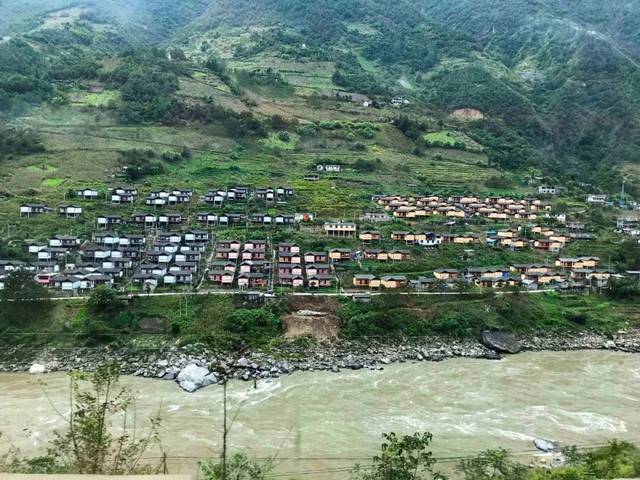 丙察察什么时候建的 b252b17bf5e2486fa85fe0562cc607c0.jpeg