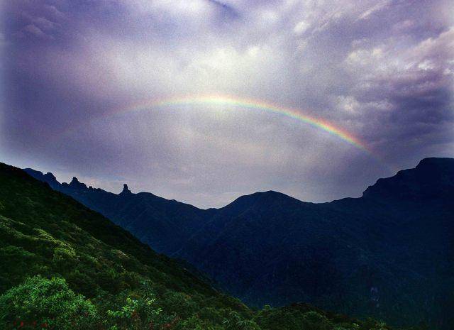 贵州第一名山--梵净山:为什么可成世界遗产?你