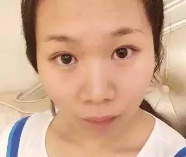 其实大部分人的眉毛都是不对称的,大都一高一低.